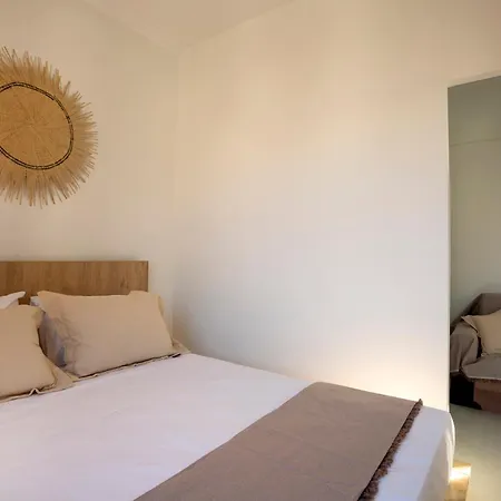 Silk Mill Metaxourgeio, Centre Apartment