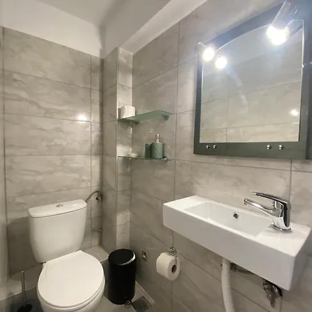 Silk Mill Metaxourgeio, Centre Apartment *